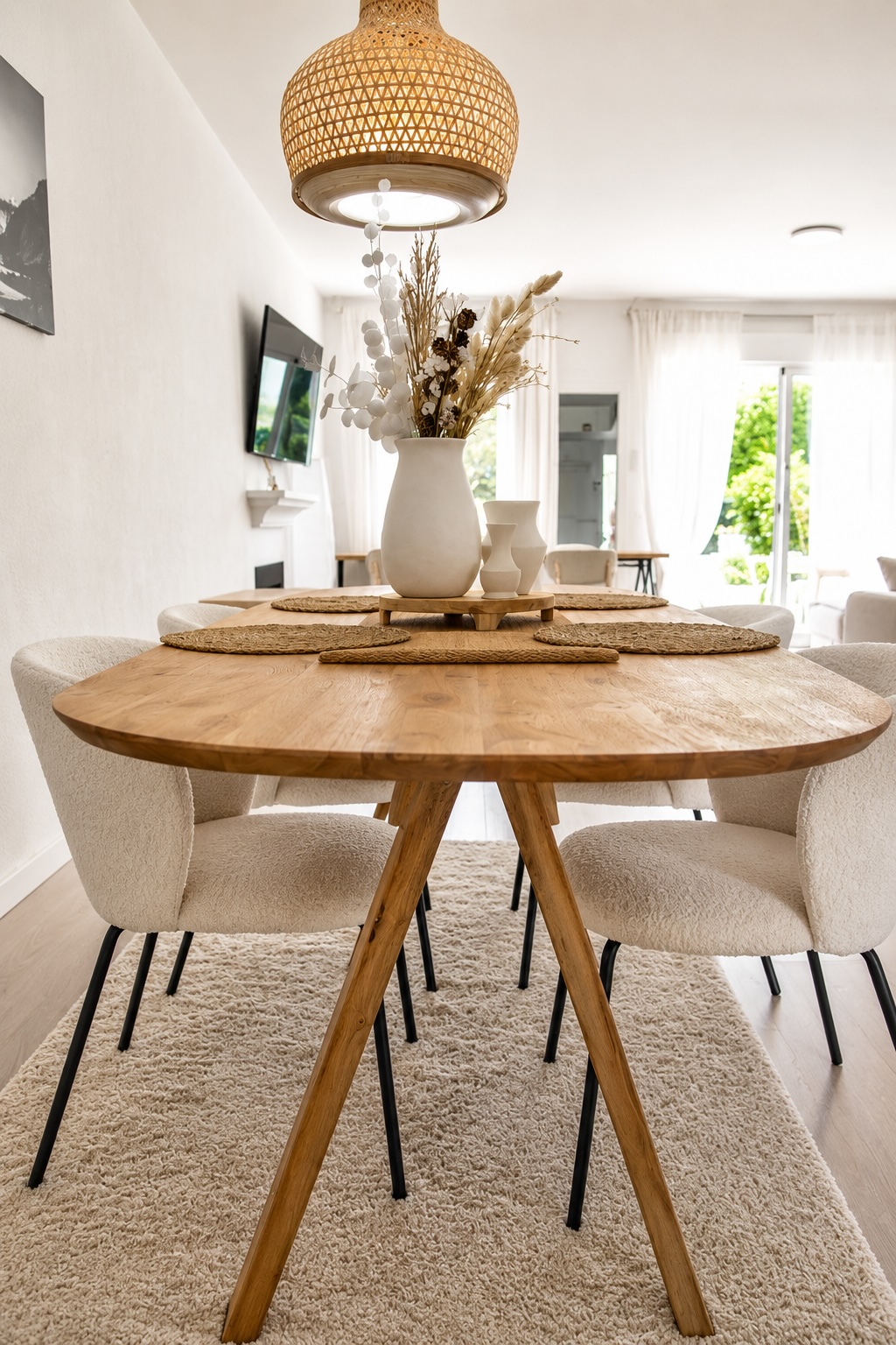 Guadalmina townhouse, dining table